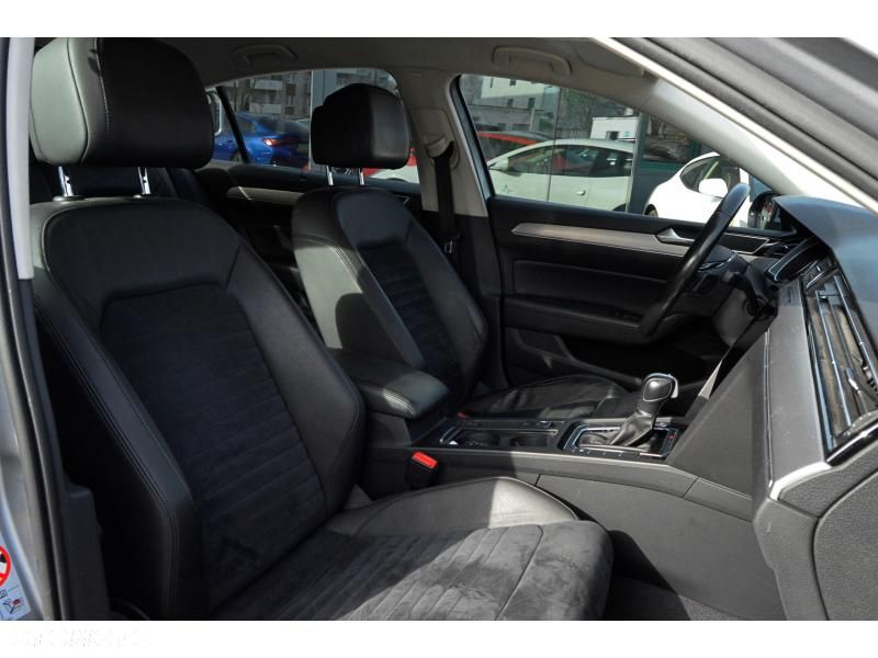 Volkswagen Passat 2.0 TDI BMT 4Mot Highline DSG - 10