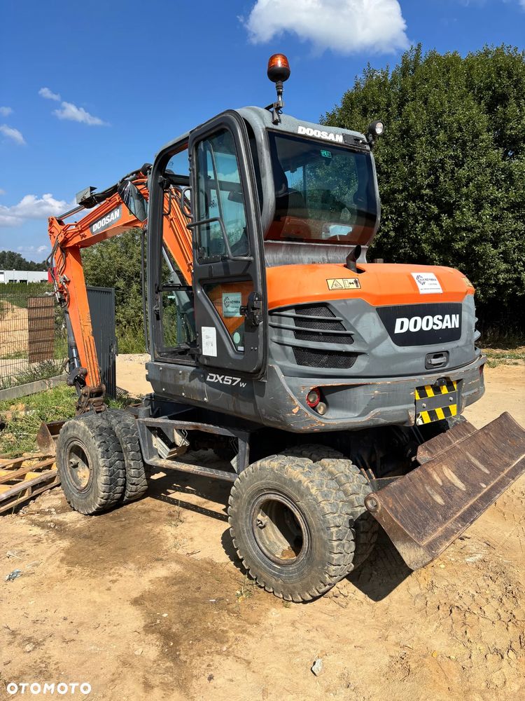 Doosan DX57W-5 - 1