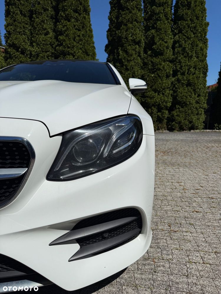 Mercedes-Benz Klasa E 220 d 4-Matic 9G-TRONIC - 1