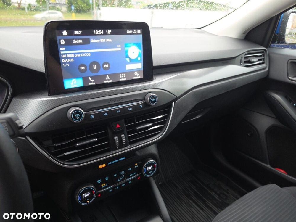 Ford Focus 1.0 EcoBoost Titanium Business - 14