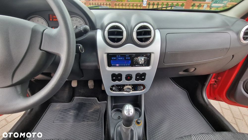 Dacia Sandero 1.2 16V 75 Laureate - 17