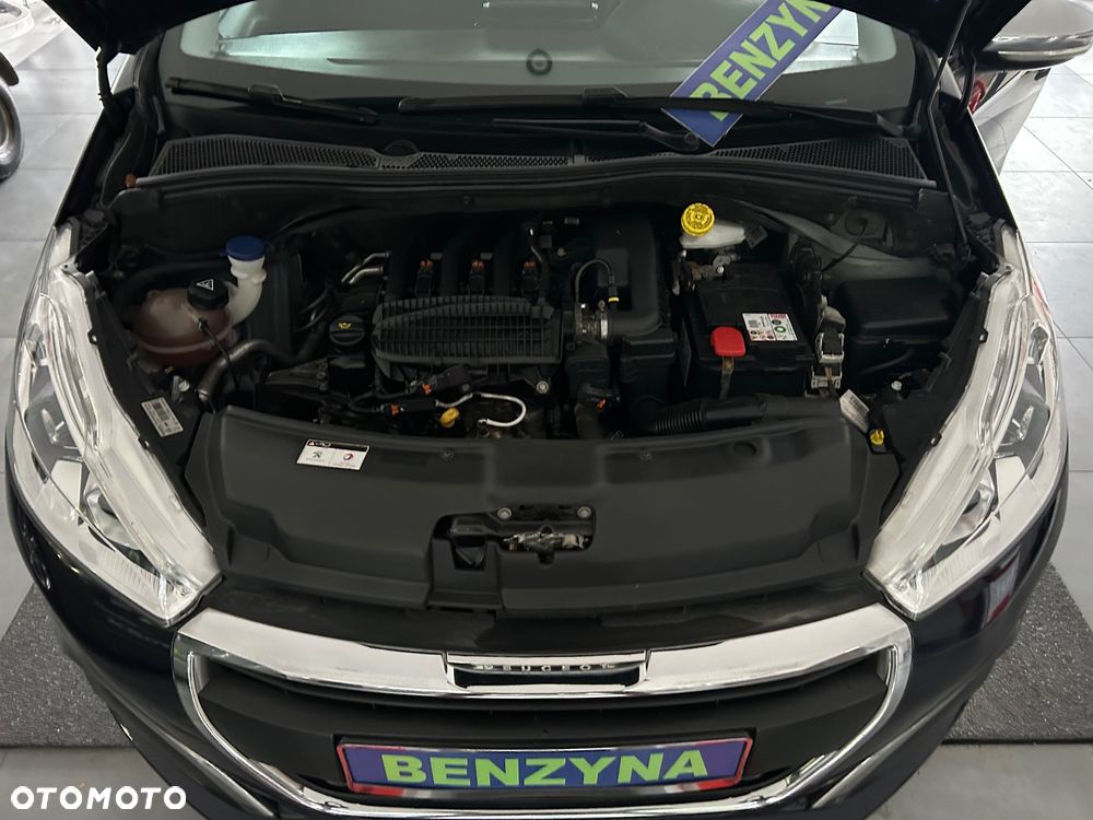 Peugeot 208 PureTech 100 Active Pack - 12