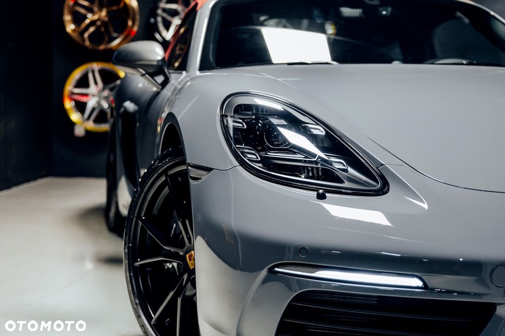 Porsche 718 Boxster PDK - 25