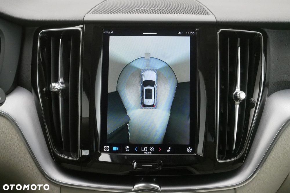 Volvo XC 60 - 24