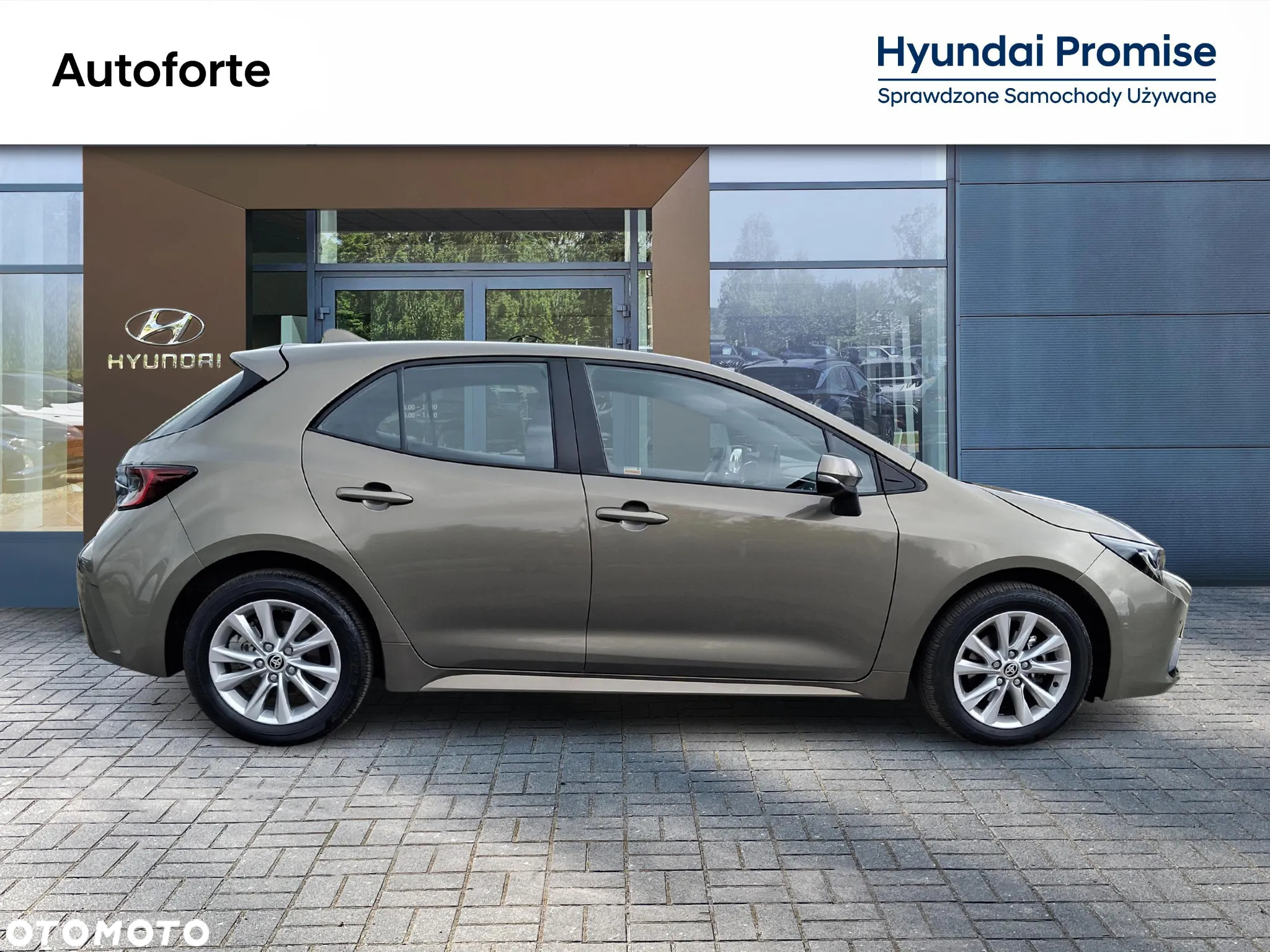 Toyota Corolla 1.8 Hybrid Comfort - 6