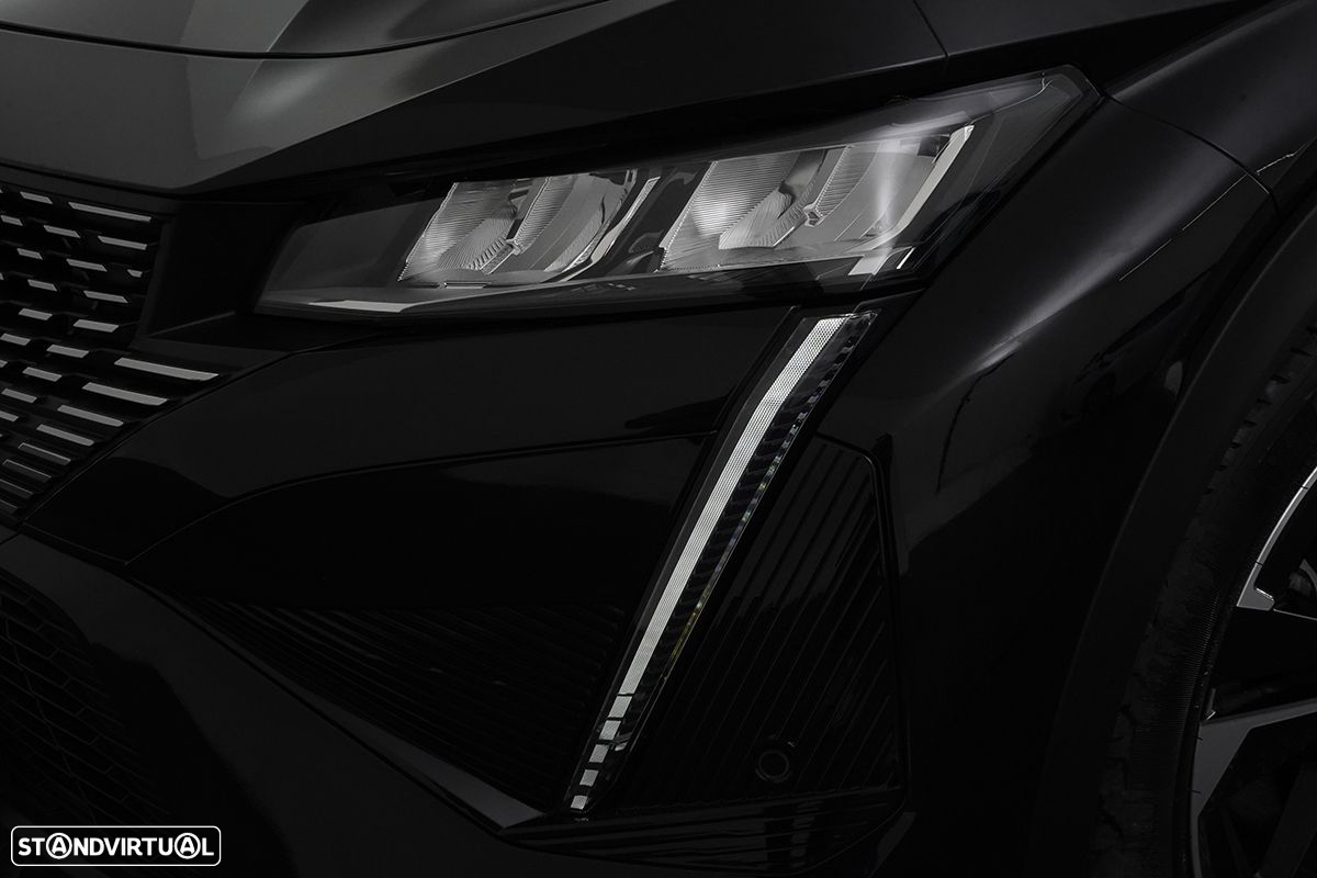 Peugeot 408 1.2 PureTech Allure EAT8 - 6