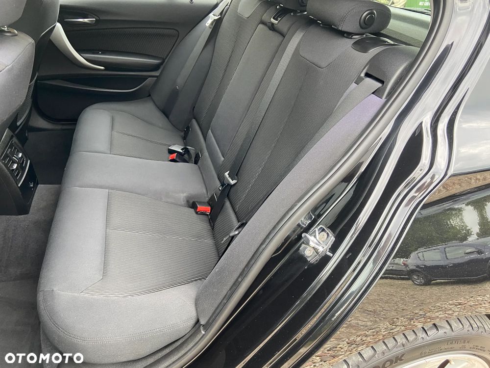 BMW Seria 1 - 33