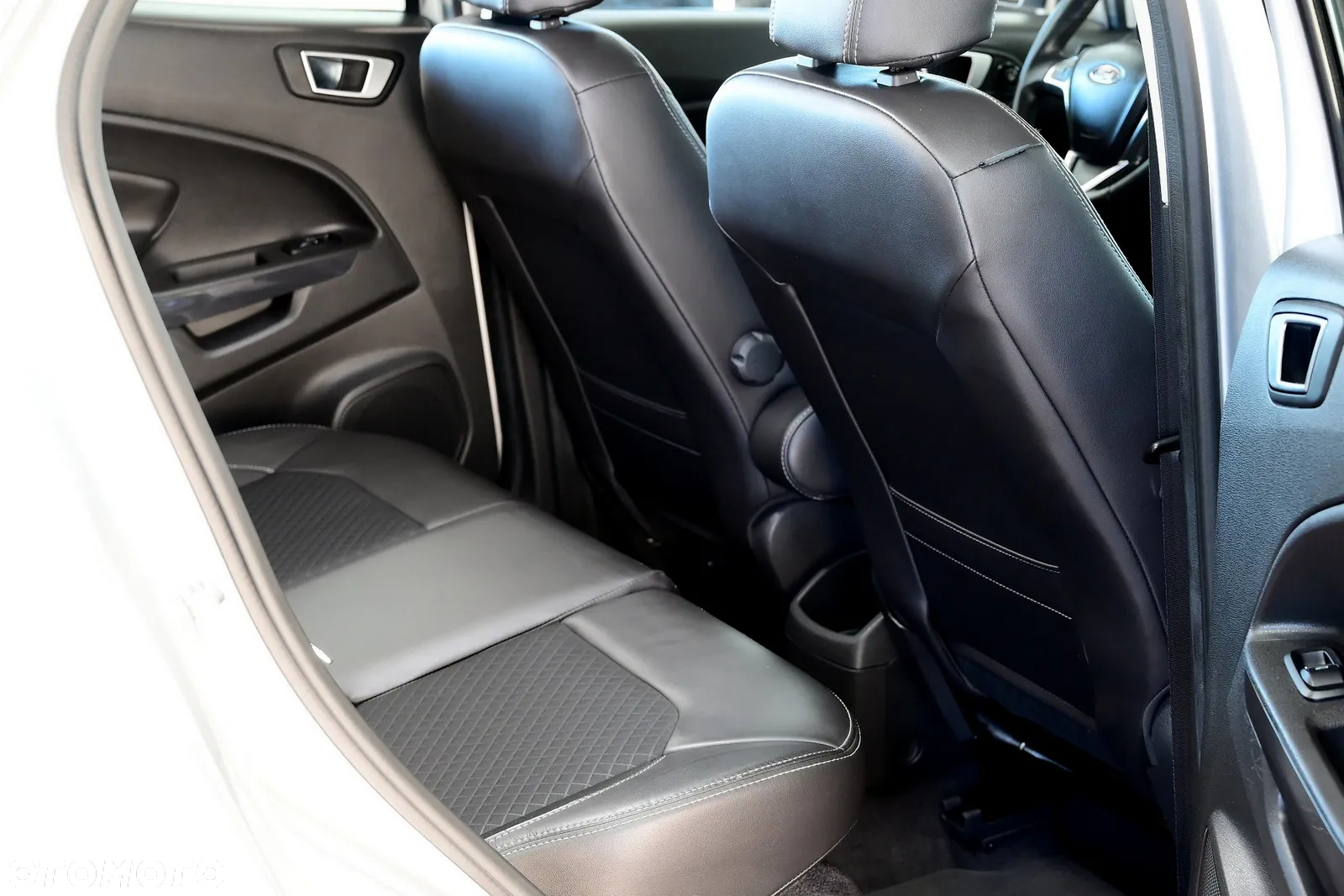 Ford EcoSport - 11