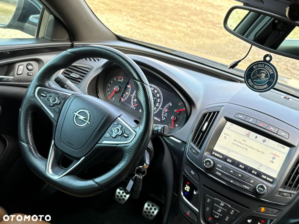 Opel Insignia 2.0 T Cosmo 4x4 S&S EU6 - 15