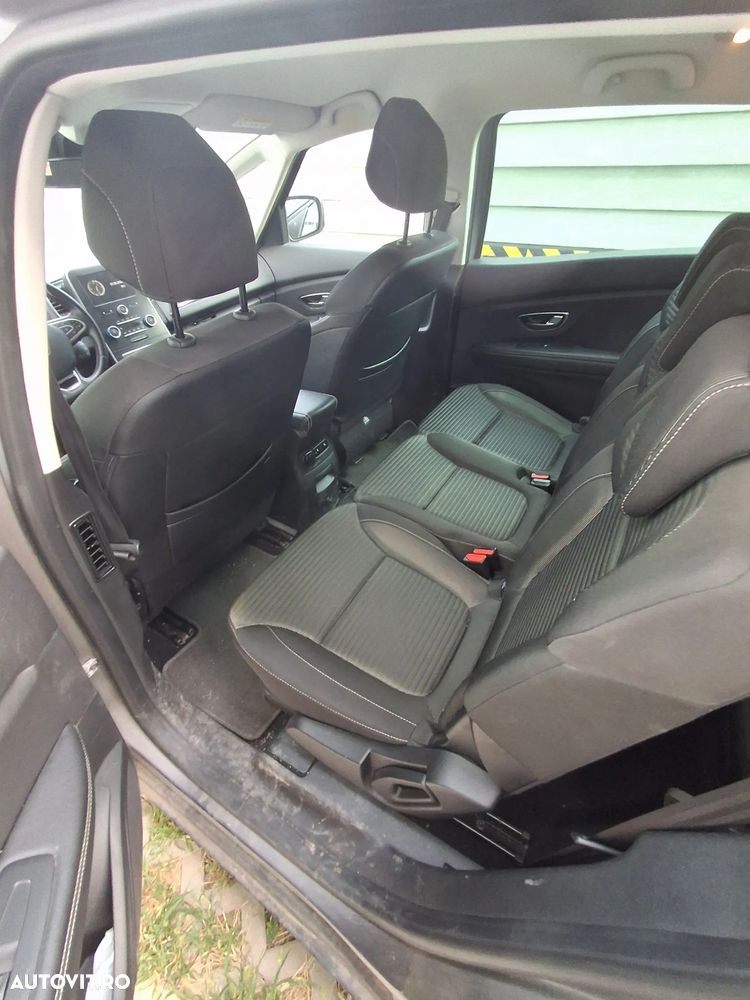 Renault Grand Scenic BLUE dCi 120 BUSINESS EDITION - 11