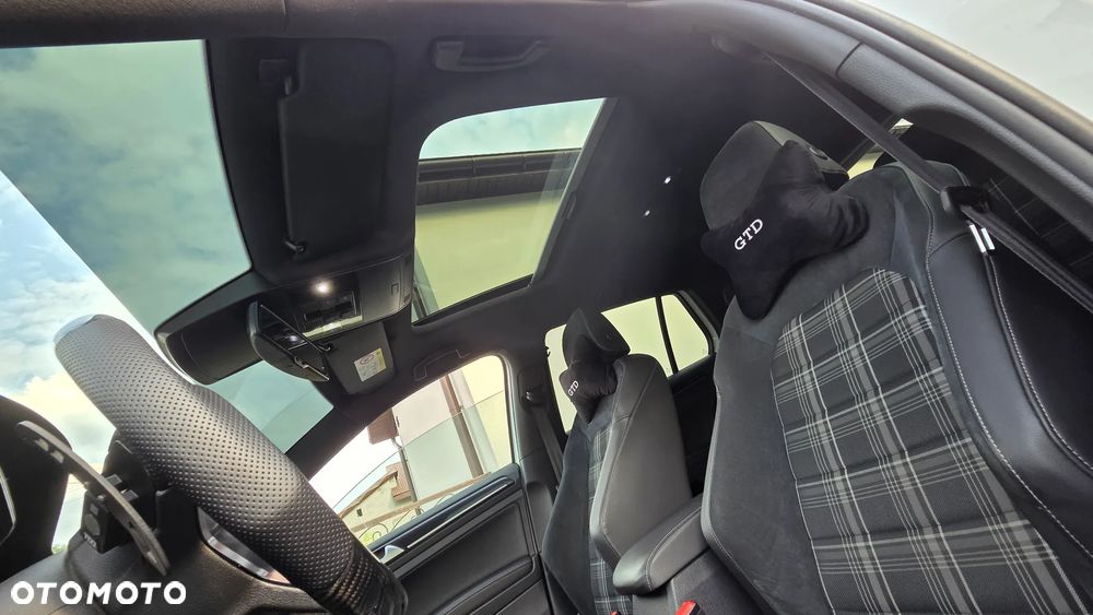 Volkswagen Golf GTD 2.0 TDI SCR DSG - 23
