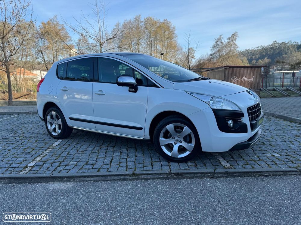 Peugeot 3008 1.6 e-HDi Allure 2-Tronic - 2
