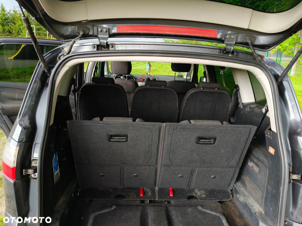 Ford S-Max - 6