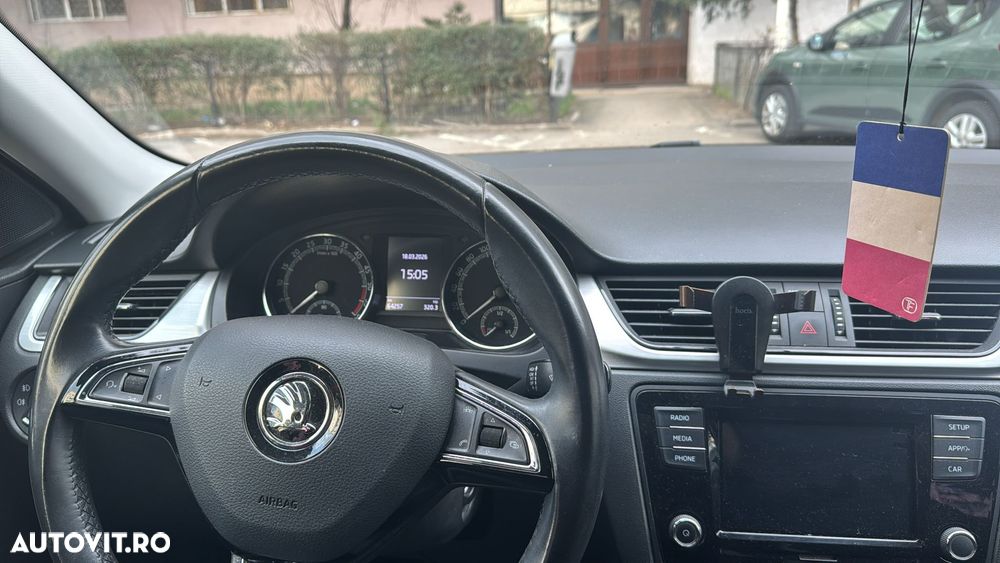 Skoda RAPID 1.6 TDI Style - 13