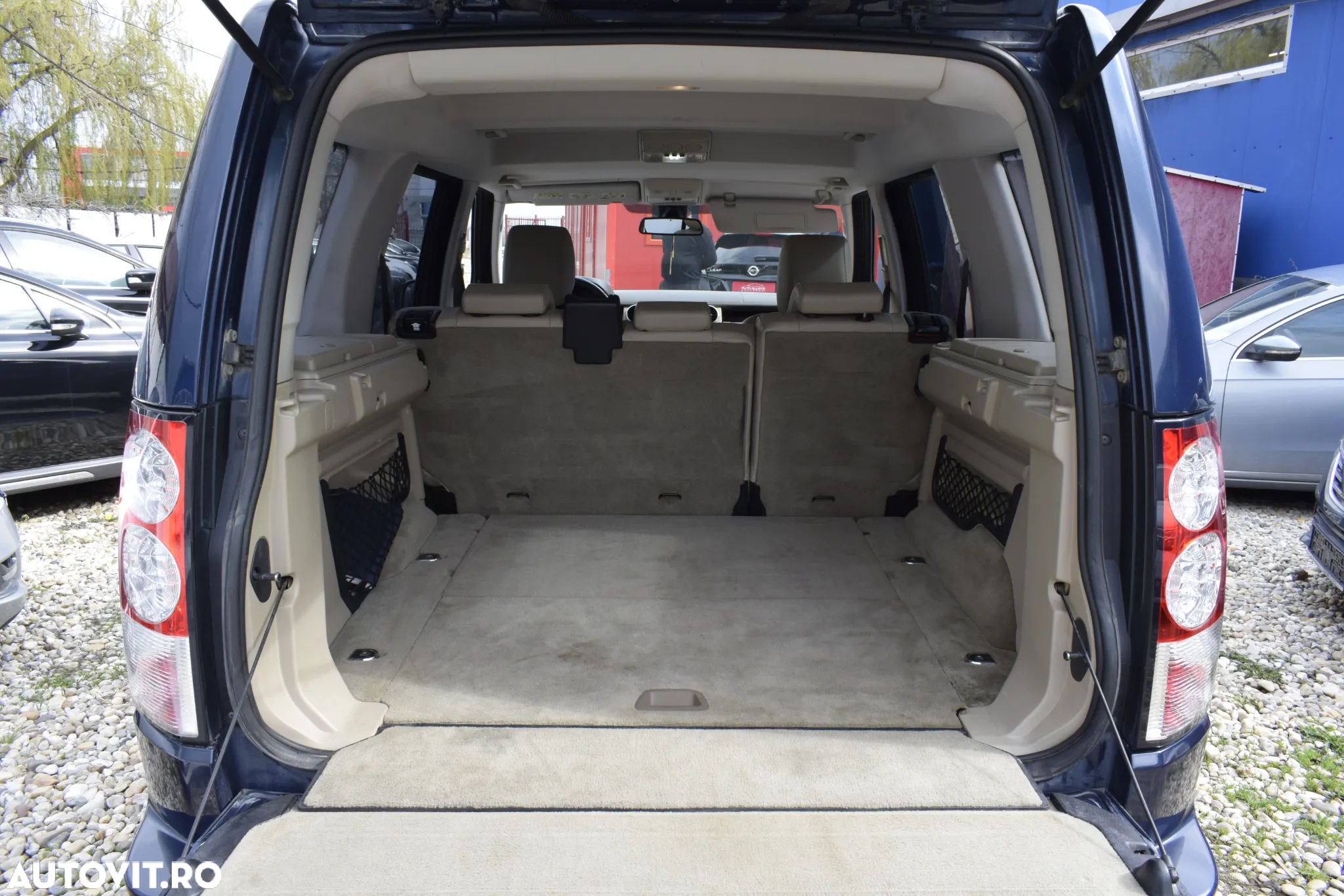 Land Rover Discovery 4 3.0 L TDV6 GRAPHITE Aut. - 23