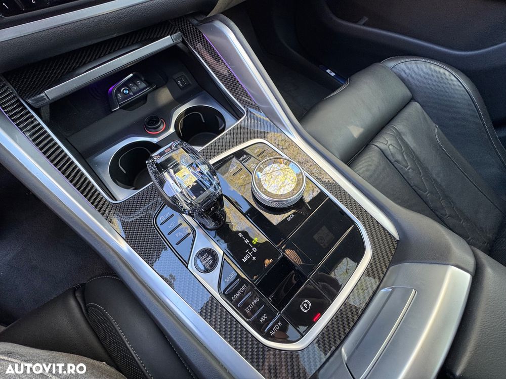 BMW X6 xDrive40i AT MHEV - 19