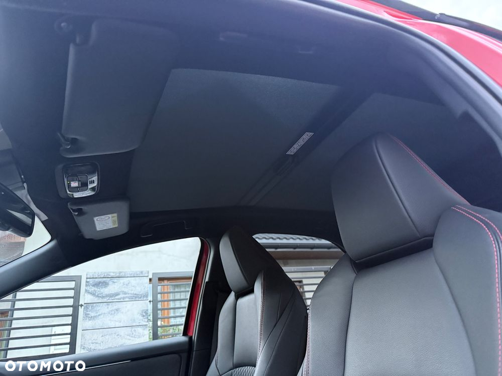 Toyota Yaris Hybrid 100 Premium - 27