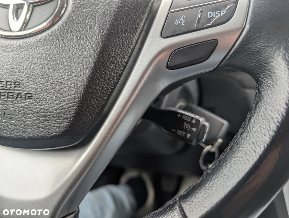 Toyota Avensis 1.8 Premium EU5 - 23