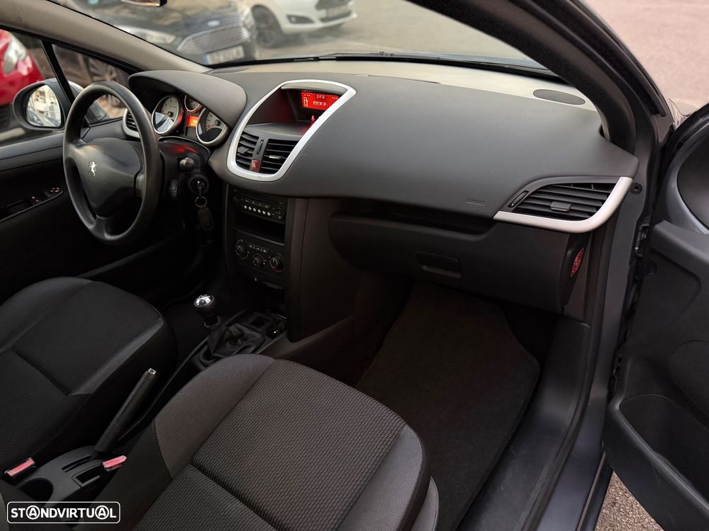 Peugeot 207 1.4 16V Active - 7