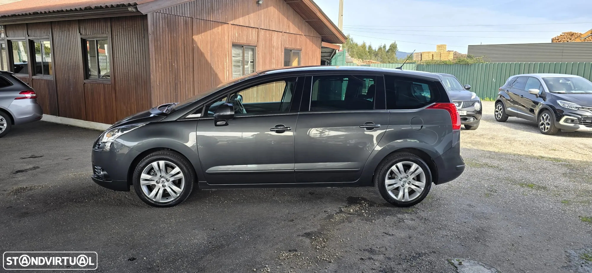 Peugeot 5008 2.0 HDi Executive JLL17 - 5