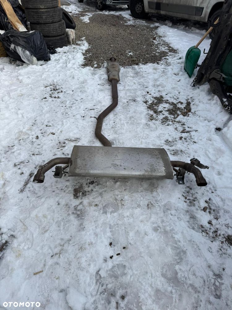 VOLVO XC60 II T8 Rura wydechowa tłumik 32142741   VOLVO XC60 II T8 Rura wydechowa tłumik 32142741 - 1