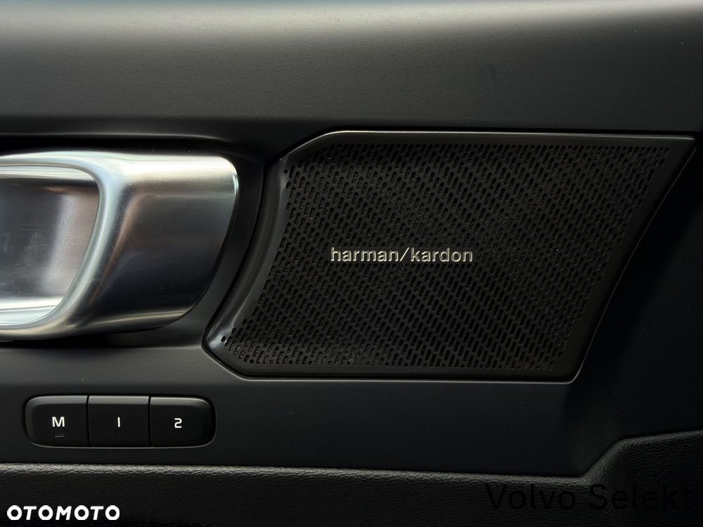 Volvo XC 40 - 20