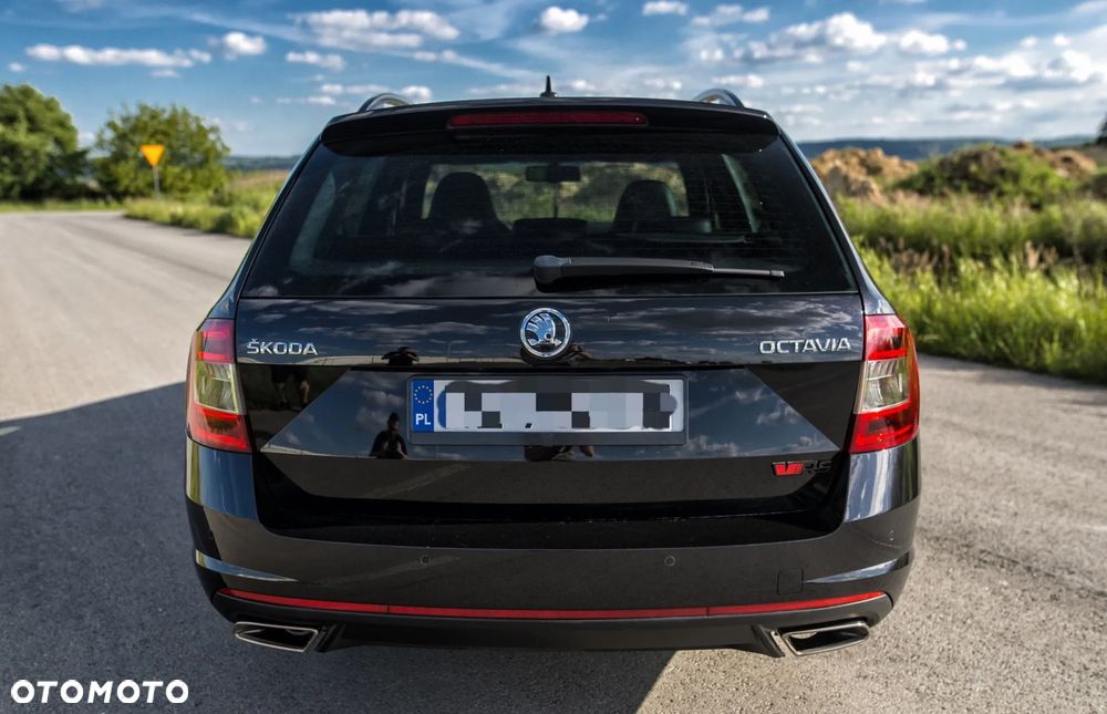 Skoda Octavia 2.0 TSI RS - 4