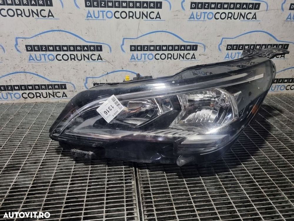 Far Stanga Peugeot 3008 II 2016 - 2020 SUV 4 Usi (1316) Fara xenon .P900851163276 - 1