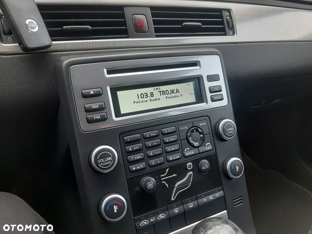 Volvo V70 DRIVe Momentum - 27