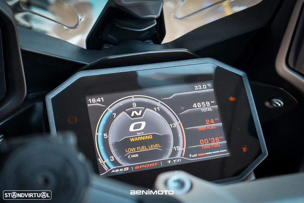 MV Agusta Turismo Veloce R - 11