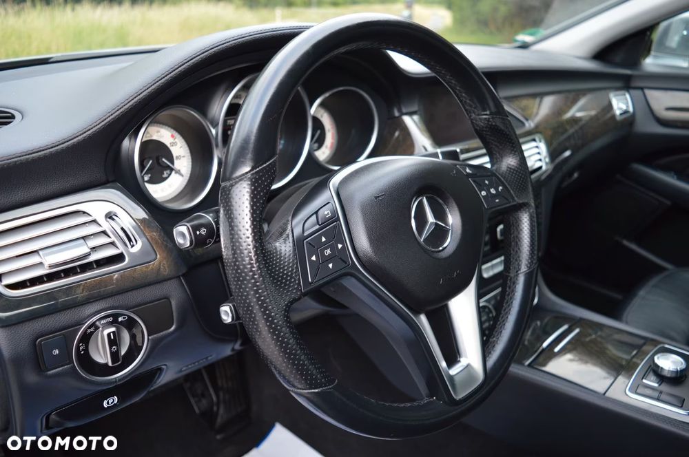 Mercedes-Benz CLS 350 CDI 4Matic 7G-TRONIC - 15
