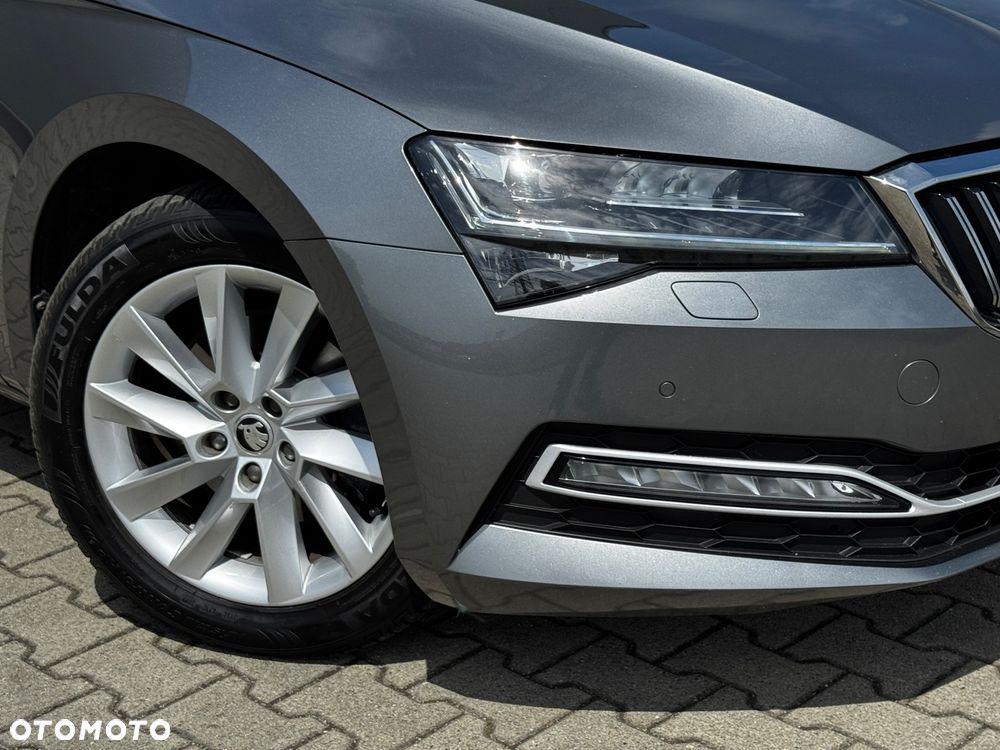 Skoda Superb 2.0 TDI SCR Ambition - 12