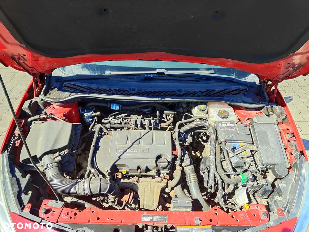 Opel Astra 1.4 T Cosmo - 17