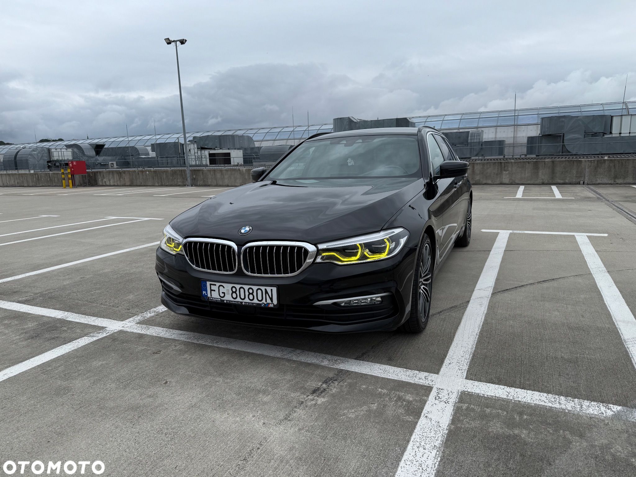 BMW Seria 5 520d Touring - 1