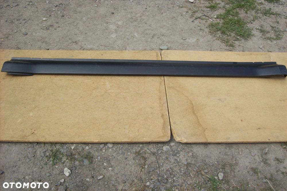 LISTWA PROGOWA LEWA MITSUBIHI OUTLANDER II - 2