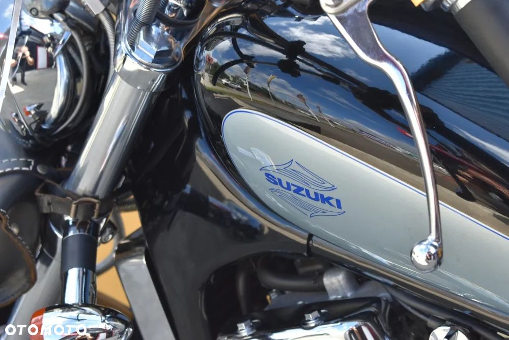 Suzuki Intruder - 20