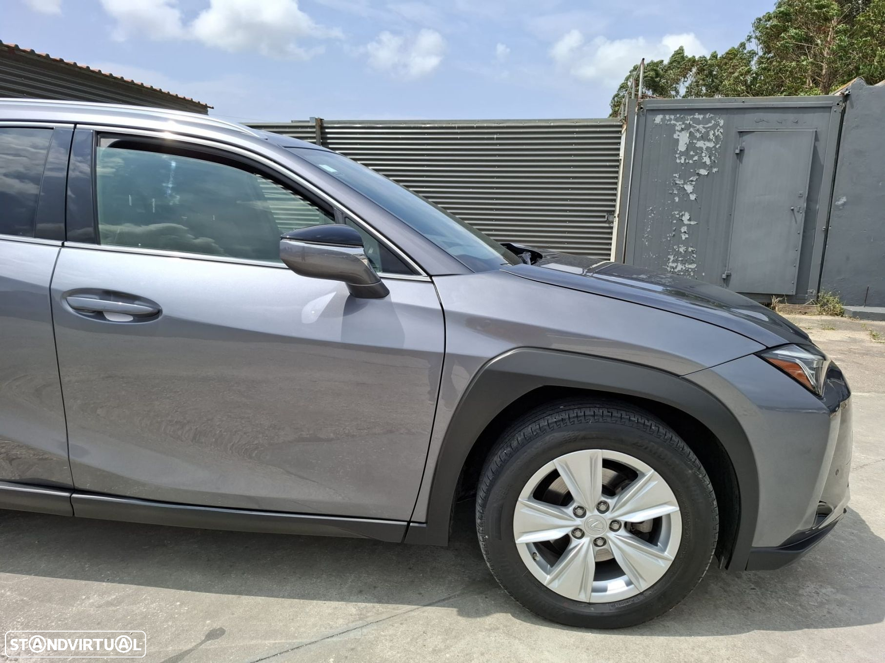 Lexus UX 250h Executive - 13