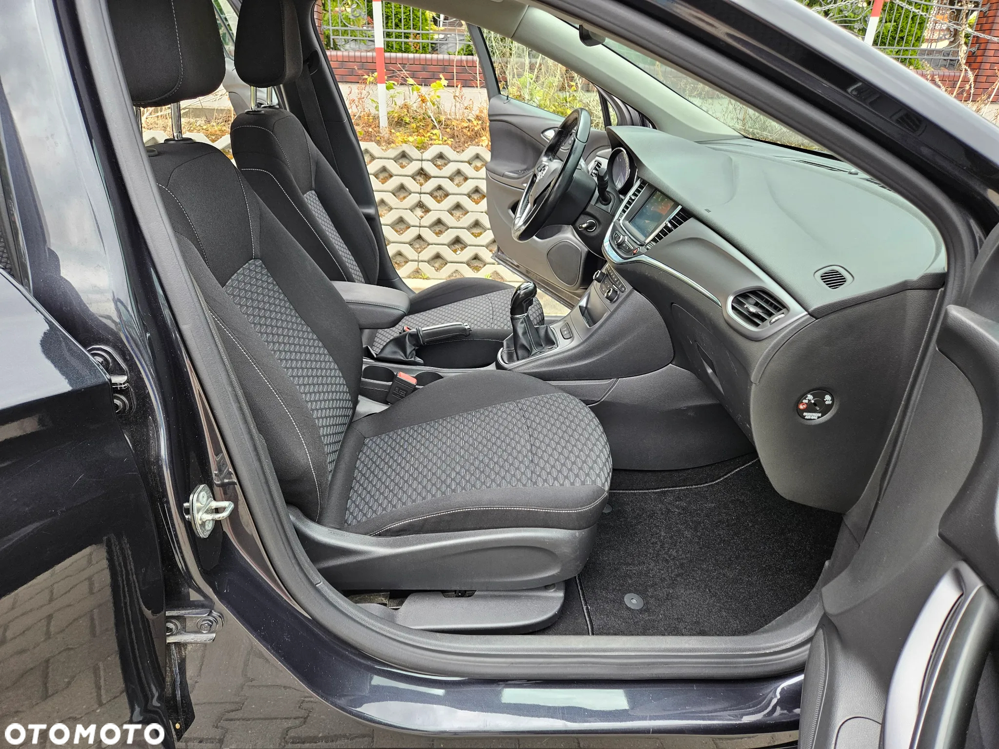 Opel Astra V 1.4 T Enjoy - 17