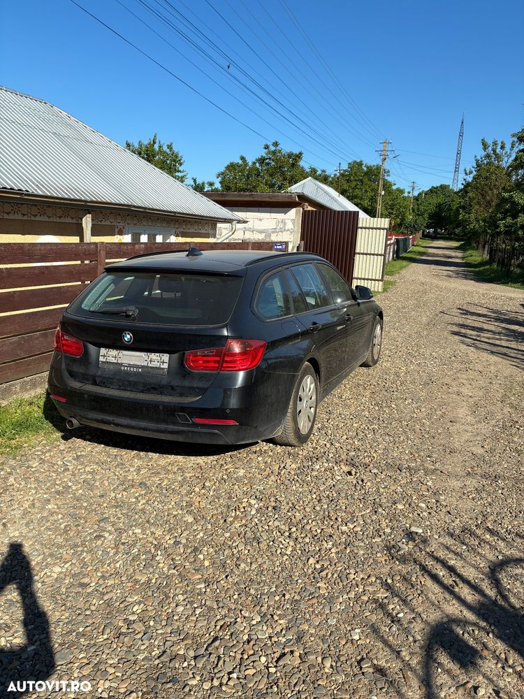 BMW Seria 3 318d - 3