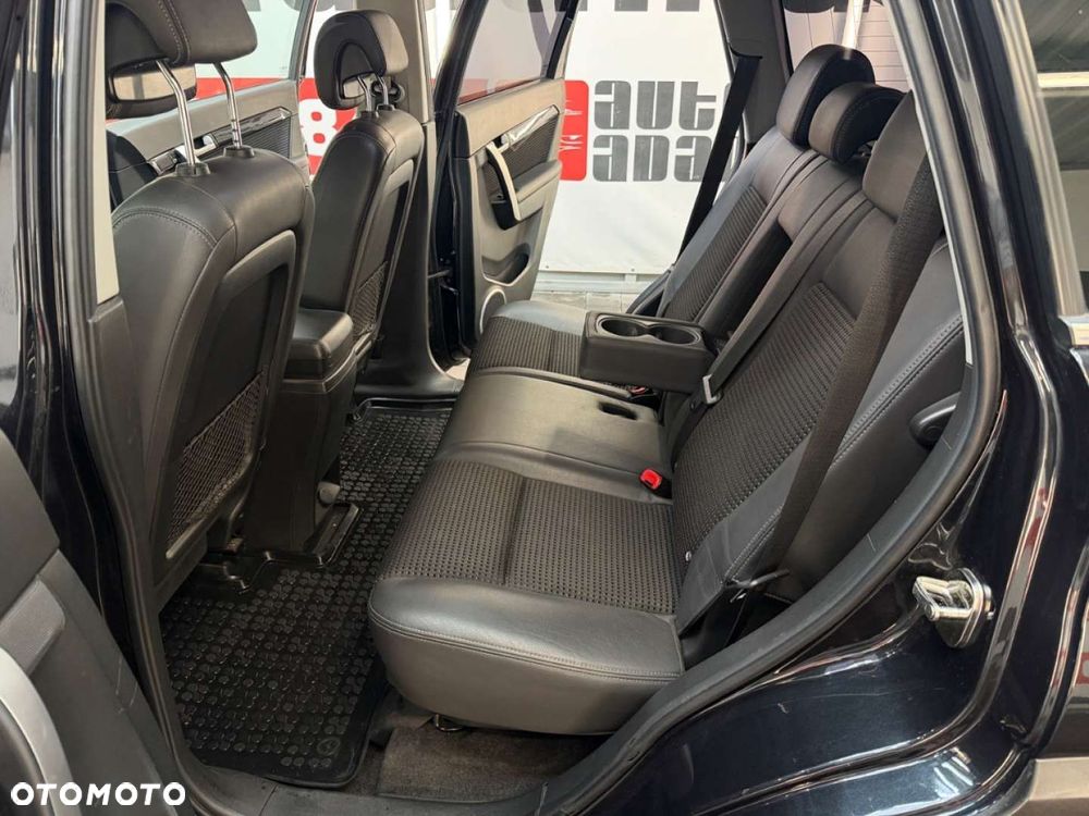 Chevrolet Captiva - 32
