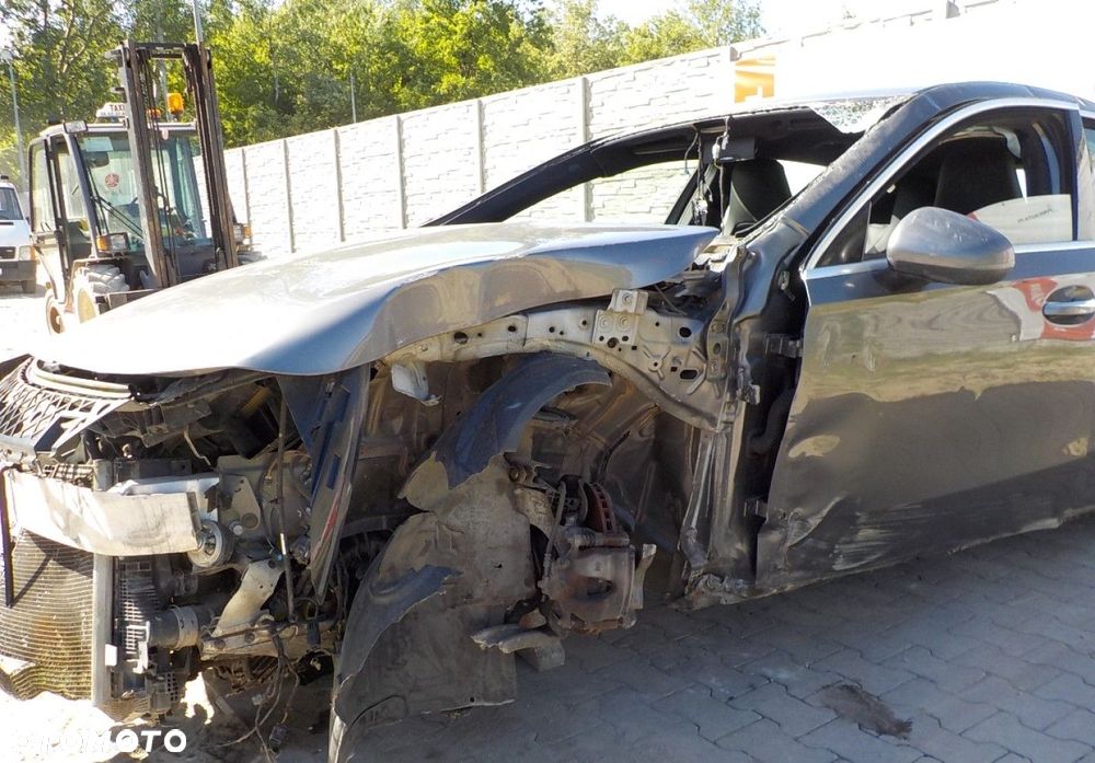 Mercedes-Benz Klasa A 200 AMG Line 7G-DCT - 8