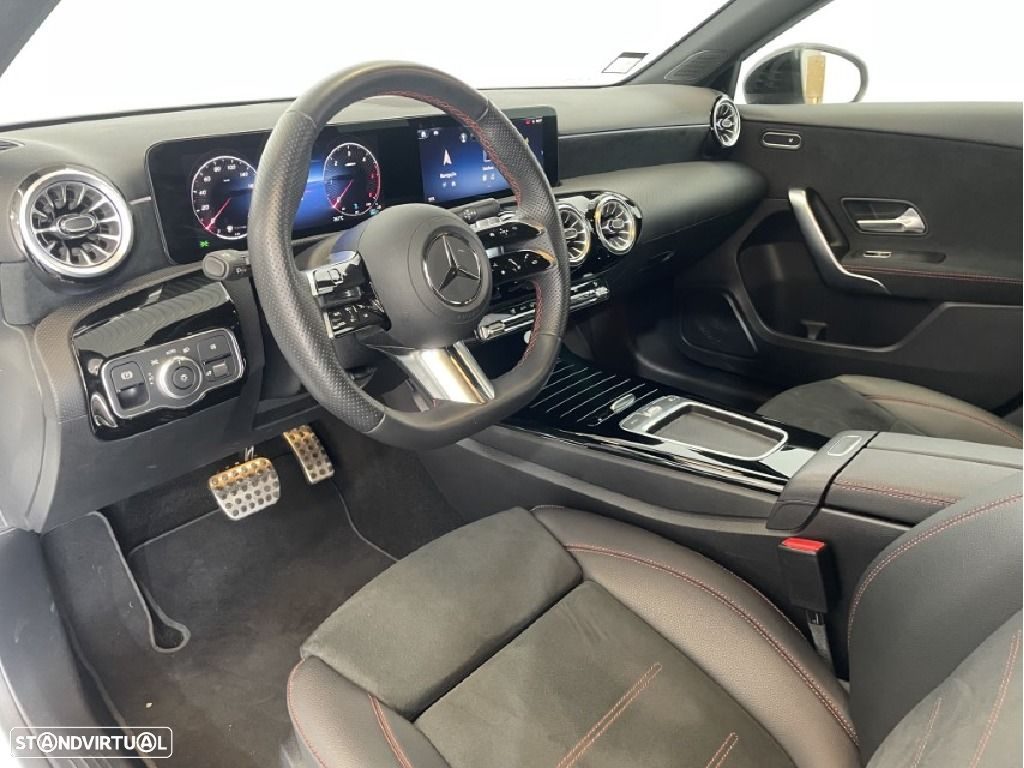 Mercedes-Benz A 250 e - 11