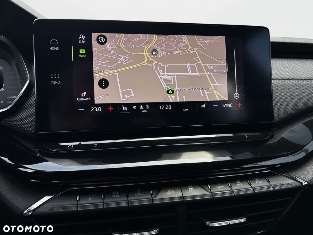 Skoda Octavia 2.0 TDI Sportline DSG - 32