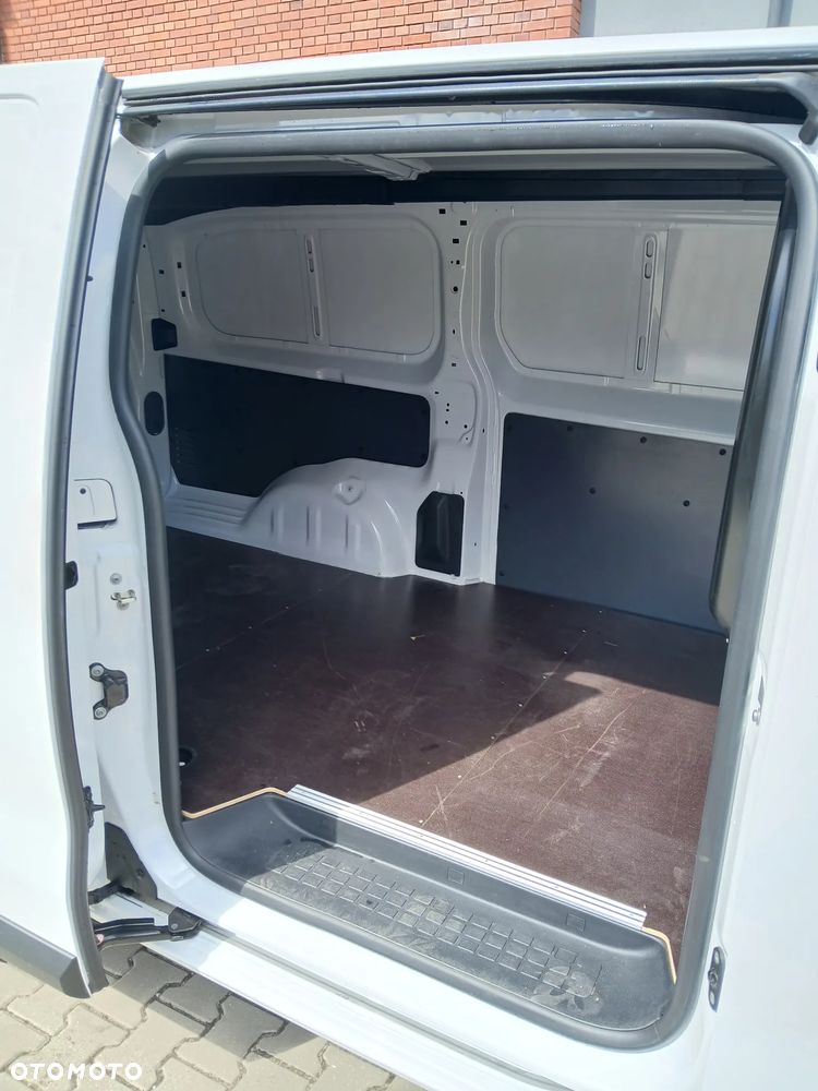 Opel Vivaro - 16