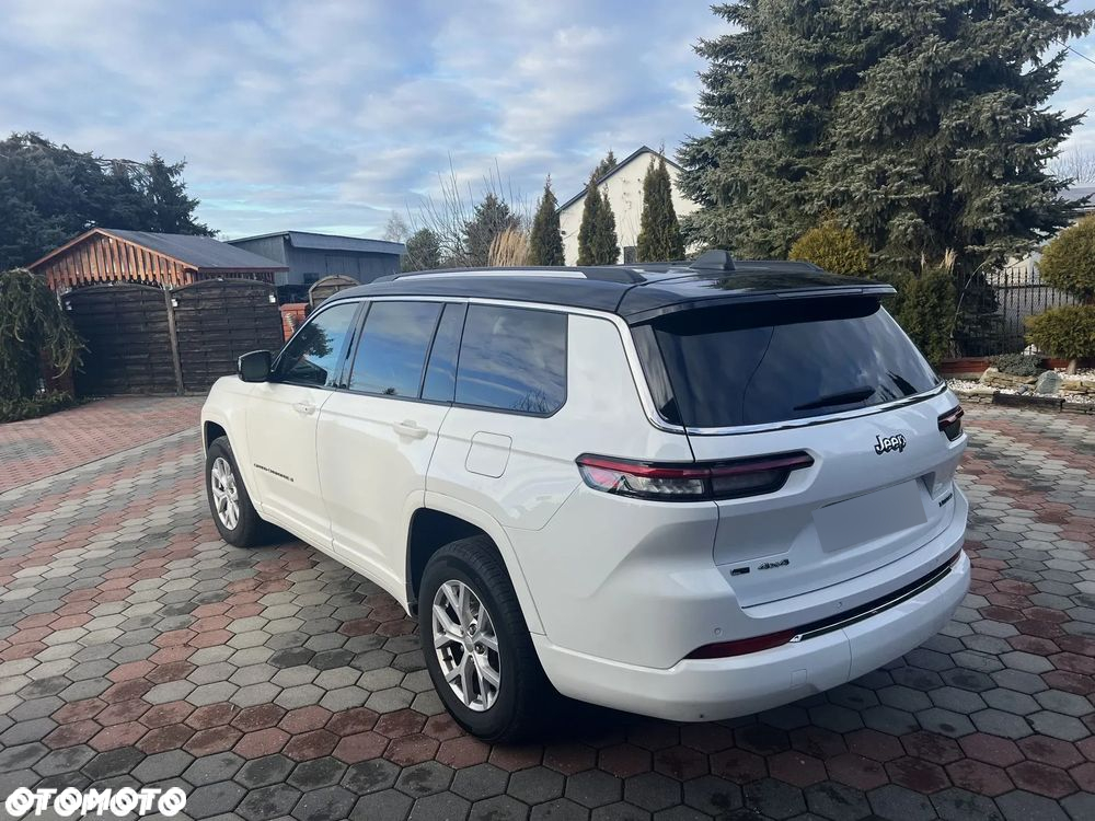 Jeep Grand Cherokee - 11
