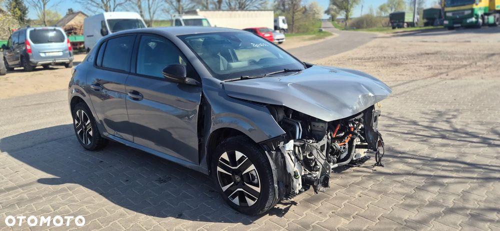 Peugeot 208 Allure Pack - 3