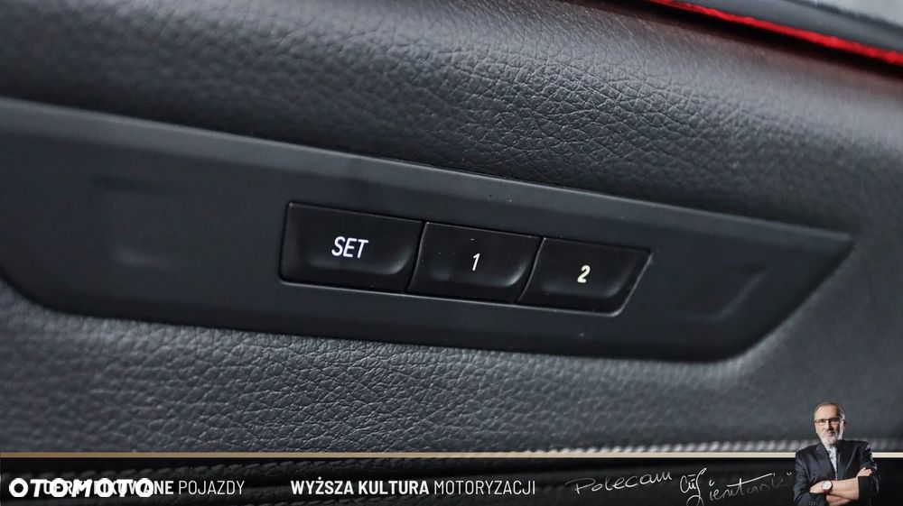 BMW Seria 5 530e xDrive PHEV - 30