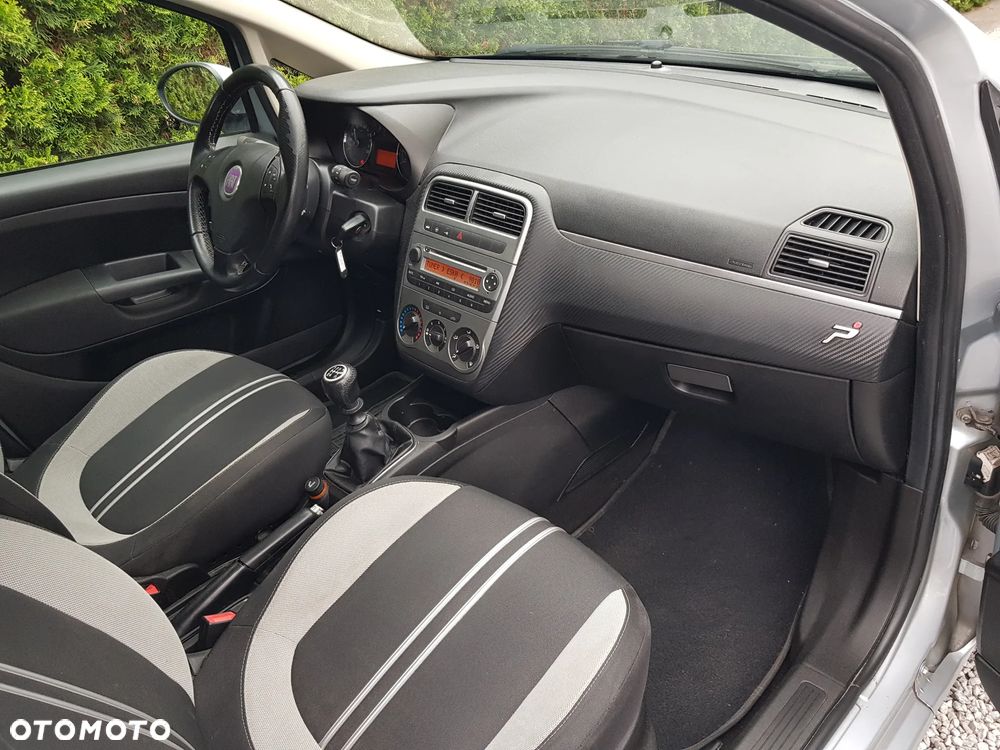 Fiat Punto - 13