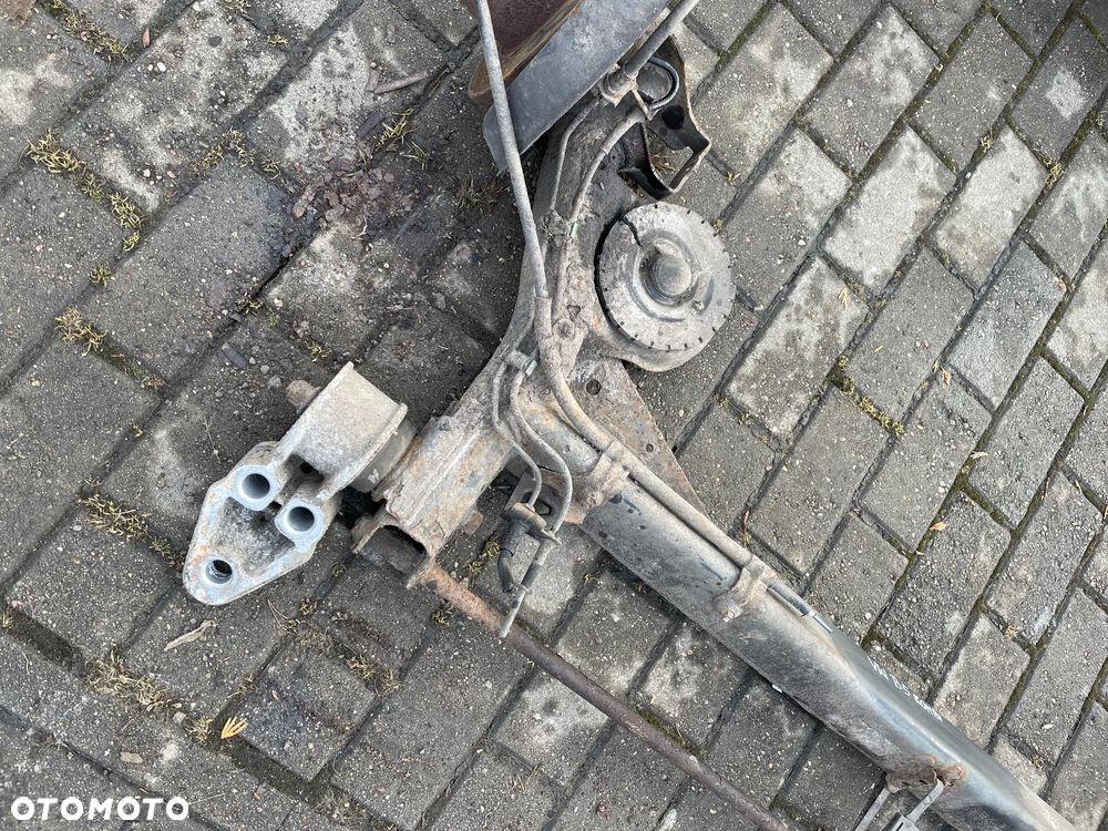 Audi A3 A4 B5 PASSAT B5 VW GOLF IV OCTAVIA belka zawieszenia tył tylna - 4