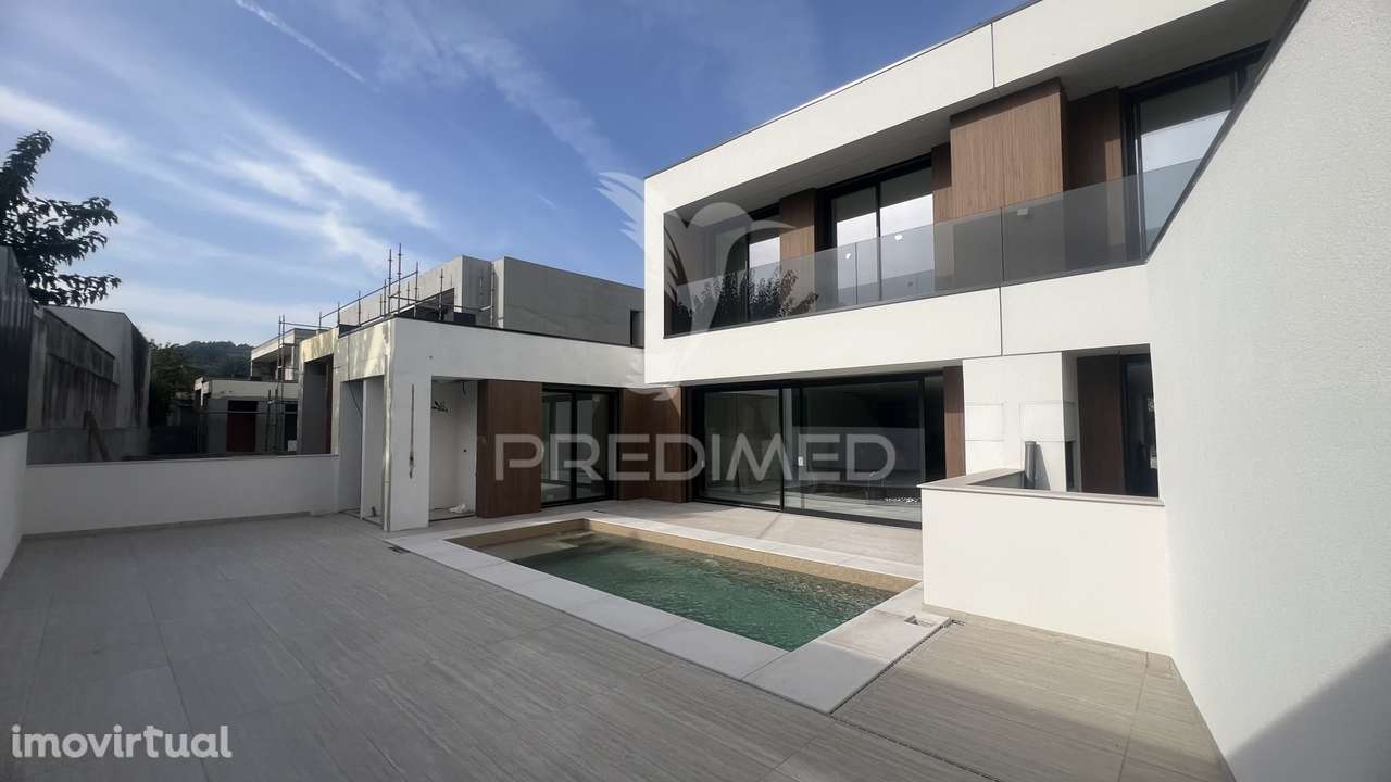 MORADIAS DE LUXO T3+1 - TURIZ, VILA VERDE - Grande imagem: 2/24